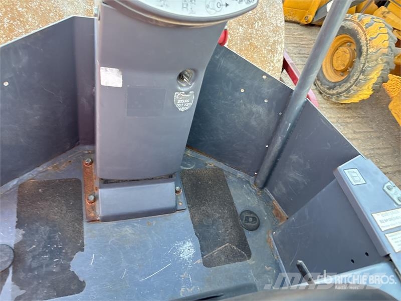 Dynapac CA1400D Smooth Drum Compactor Egydobos hengerek