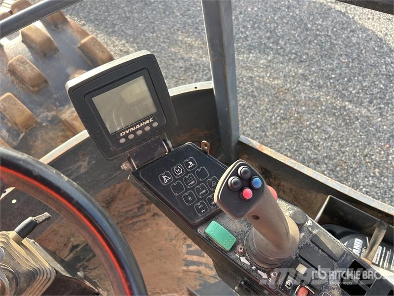 Dynapac CA1500 PD Padfoot Drum Compactor Грунтові котки