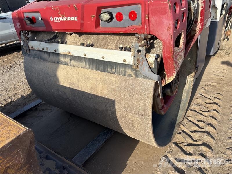 Dynapac CC4200 VI Double Drum Roller Valjci sa duplim bubnjem