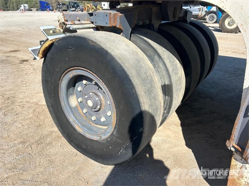 Dynapac CP2700 9 Wheel Pneumatic Roller مداحل ذات إطارات هوائية