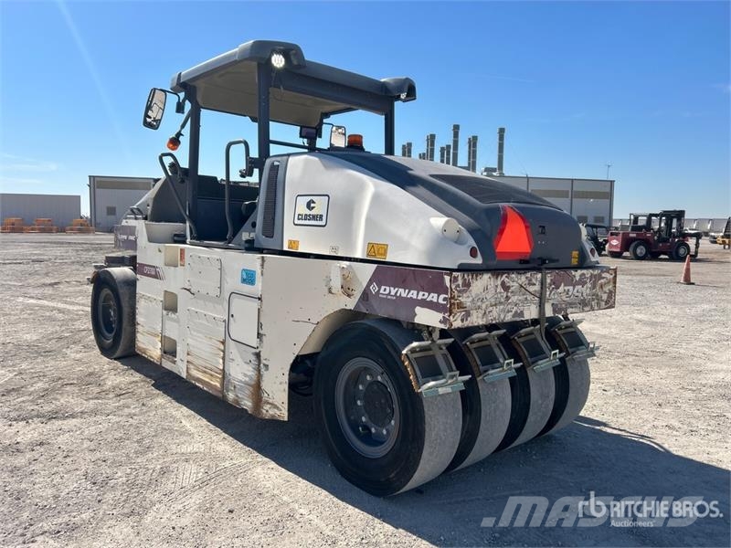 Dynapac CP2700 9 Wheel Pneumatic Roller مداحل ذات إطارات هوائية