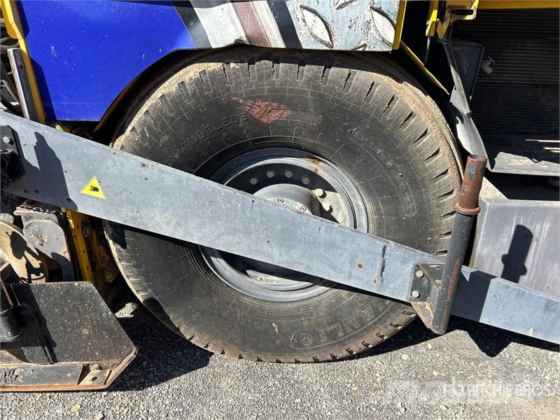 Dynapac F1000W Wheel Asphalt Paver 瀝青攤舖機/鋪路機