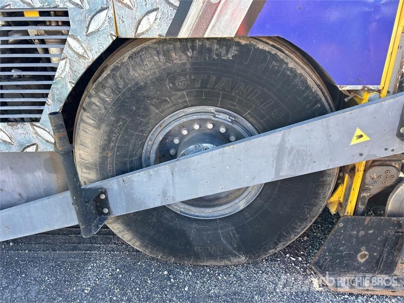 Dynapac F1000W Wheel Asphalt Paver 瀝青攤舖機/鋪路機