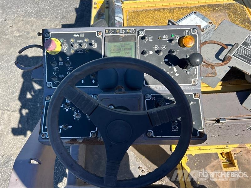 Dynapac F1000W Wheel Asphalt Paver 瀝青攤舖機/鋪路機