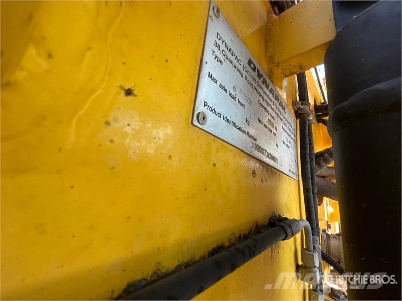 Dynapac F1000W Wheel Asphalt Paver 瀝青攤舖機/鋪路機