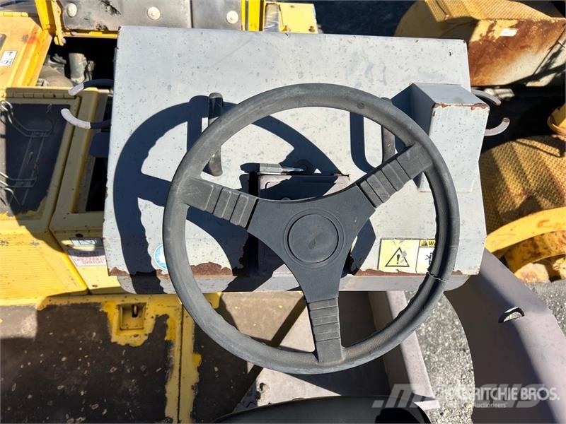 Dynapac F1000W Wheel Asphalt Paver 瀝青攤舖機/鋪路機