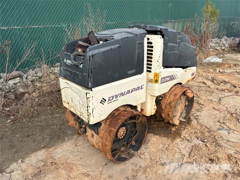 Dynapac Trench Compactor ソイルコンパクター