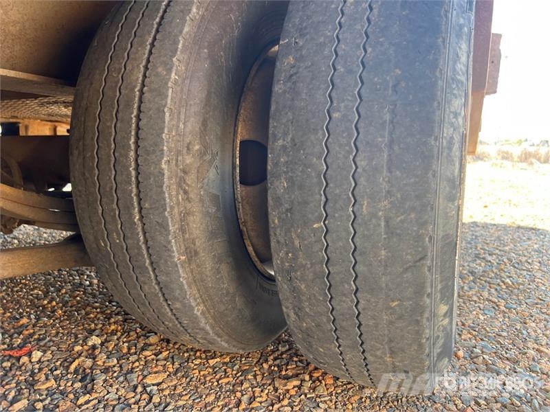 Dynaweld 70X-20 35 ton 36 ft T/A Equipment Trailer 車輛運輸拖車