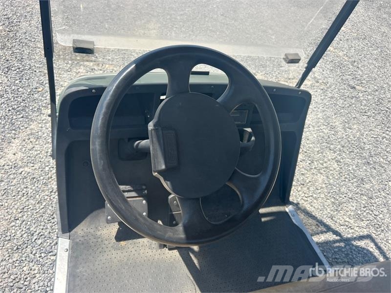 E-Z-GO TXT 48 Golfautot