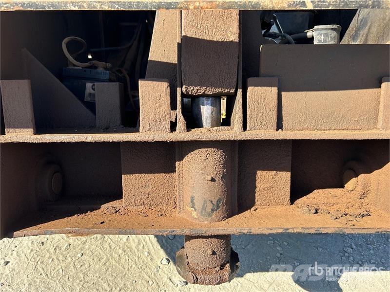 Eager Beaver 50 GSL 50 ton Tri/A Lowboy Trailer لوادر منخفضة