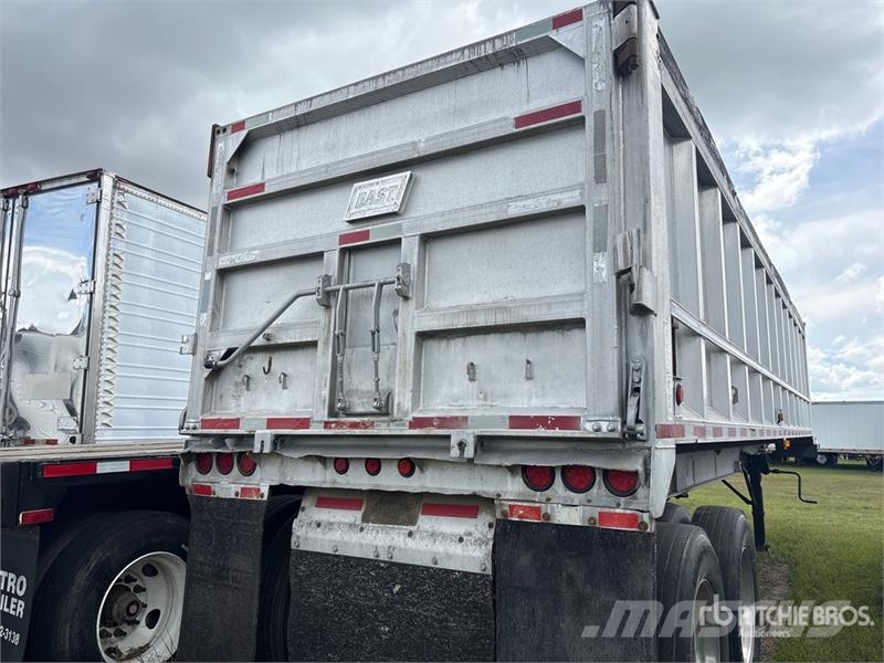 East Mfg 33 ft T/A Aluminum End Dump Trailer 傾卸式拖車