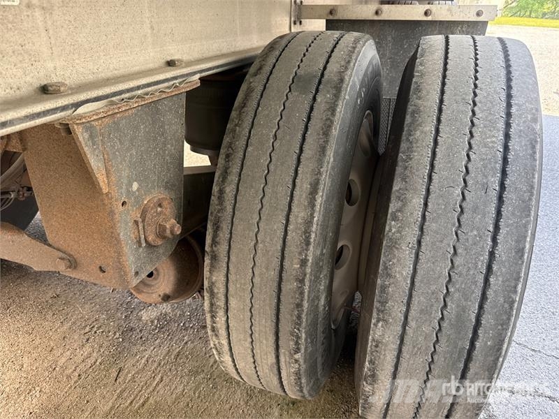 East Mfg BST II 48 ft T/A Spread Axle Flatbed Trailer Pritschenanhänger
