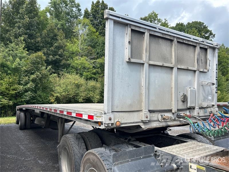 East Mfg BST II Flatbed Trailer Plataforma plana/laterales abatibles