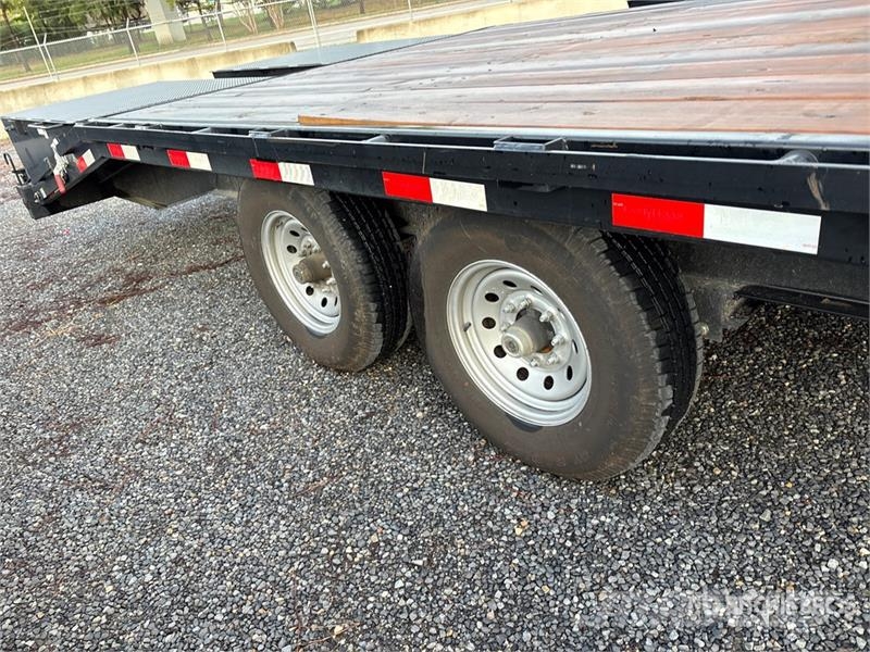 East Mfg Texas 30 ft T/A Gooseneck Equipment Trailer Autotransport-Anhänger