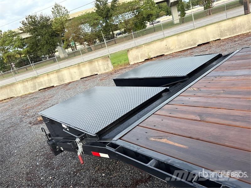East Mfg Texas 30 ft T/A Gooseneck Equipment Trailer Autotransport-Anhänger