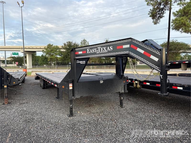 East Mfg Texas 30 ft T/A Gooseneck Equipment Trailer Autotransport-Anhänger