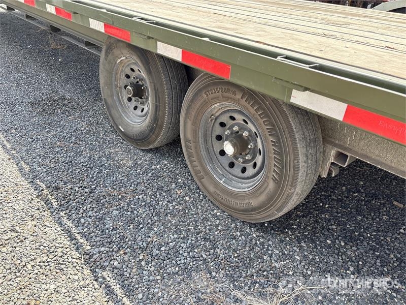 East Mfg Texas 40 ft T/A Gooseneck Equipment Trailer Remolques para transporte de vehículos