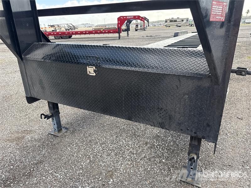 East Mfg Texas 44 ft Tri/A Gooseneck Equipment Trailer Auto pārvadāšanas treileri