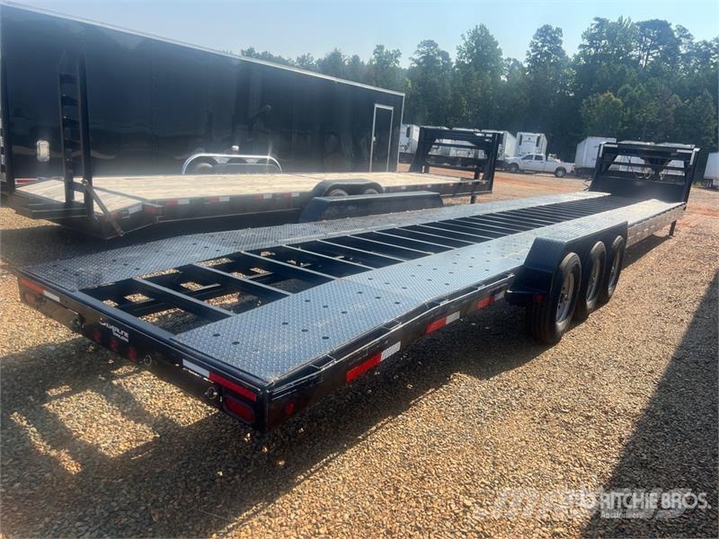 East Mfg Texas 44 ft Tri/A Gooseneck Equipment Trailer Autotransporter prikolice