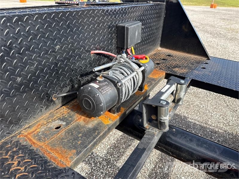East Mfg Texas 44 ft Tri/A Gooseneck Equipment Trailer Auto pārvadāšanas treileri