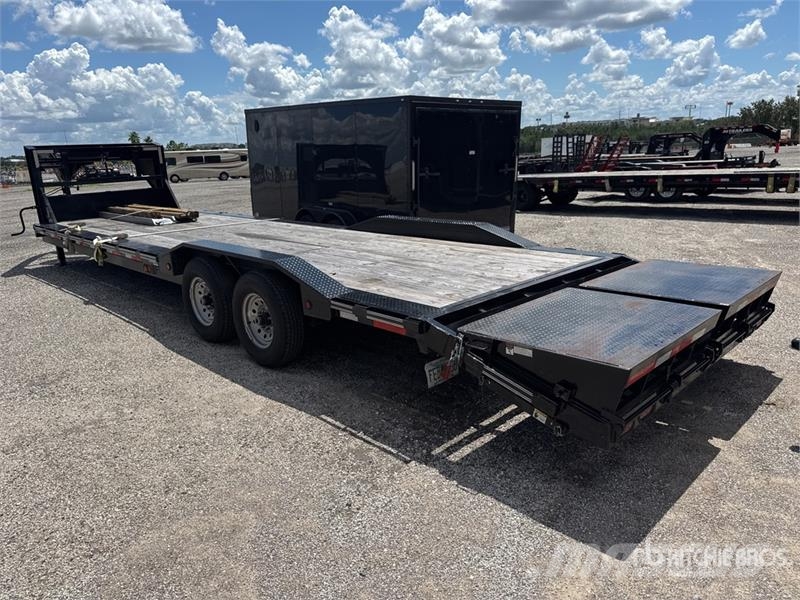 East Mfg Texas Silverline 32 ft T/A Gooseneck Equipment Tra Autotransportanhänger