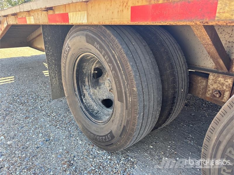 East Mfg Texas Trailers 40 ft T/A Gooseneck Equipment Trail Prikolice za prevoz vozil