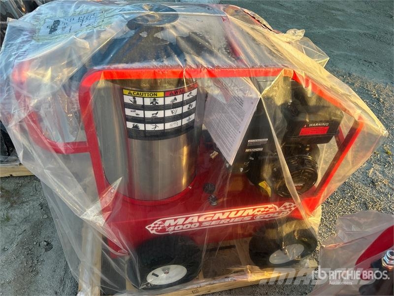 Easy-Kleen Magnum Gold Pressure Washer (Unused) معدات الغسل بالضغط الخفيف