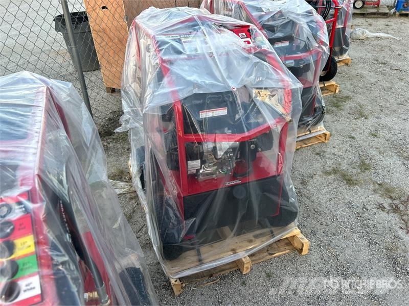 Easy-Kleen Magnum Gold Pressure Washer (Unused) معدات الغسل بالضغط الخفيف