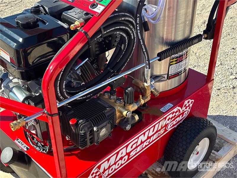 Easy-Kleen Magnum Gold Pressure Washer (Unused) 輕壓清洗機