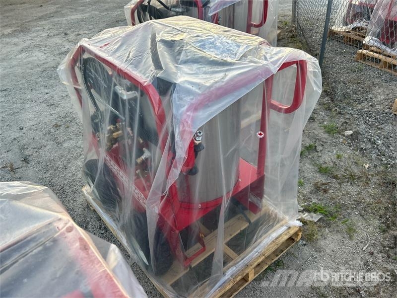 Easy-Kleen Magnum Gold Pressure Washer (Unused) معدات الغسل بالضغط الخفيف