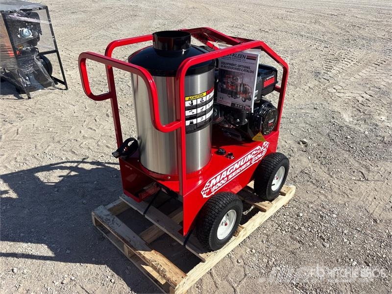 Easy-Kleen Magnum Gold Pressure Washer (Unused) 輕壓清洗機