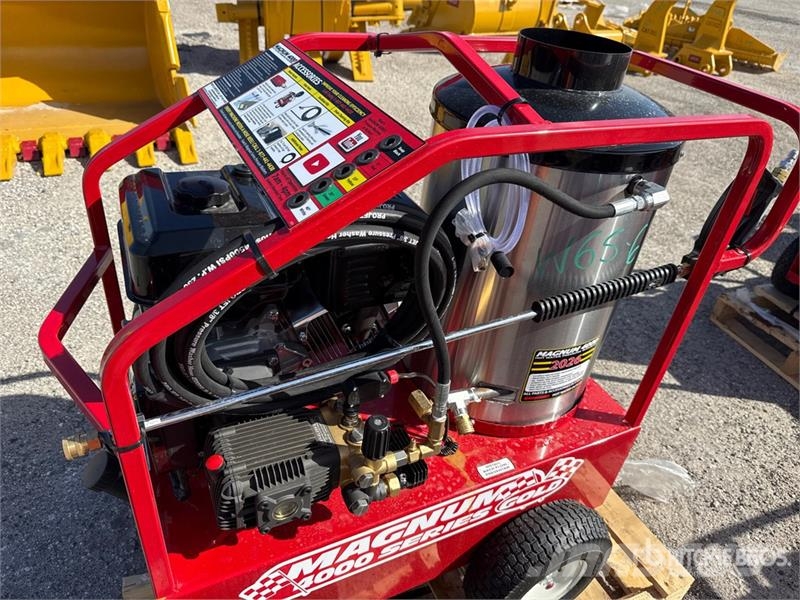 Easy-Kleen Magnum Gold Pressure Washer (Unused) معدات الغسل بالضغط الخفيف