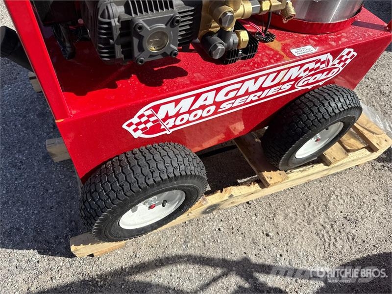 Easy-Kleen Magnum Gold Pressure Washer (Unused) معدات الغسل بالضغط الخفيف