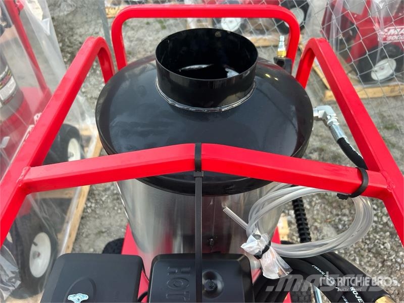 Easy-Kleen Magnum Gold Pressure Washer (Unused) معدات الغسل بالضغط الخفيف