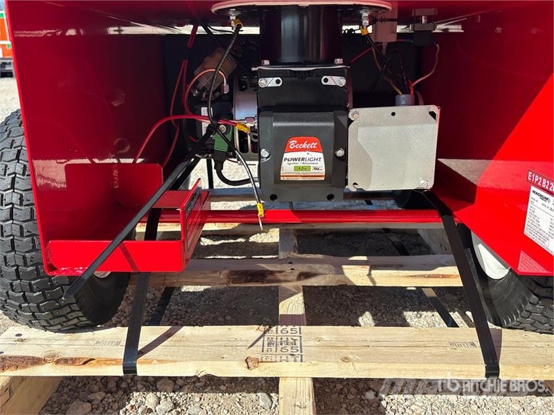 Easy-Kleen Magnum Gold Pressure Washer (Unused) 輕壓清洗機