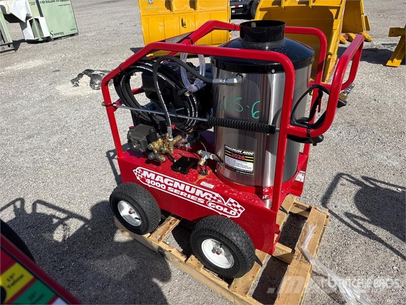 Easy-Kleen Magnum Gold Pressure Washer (Unused) معدات الغسل بالضغط الخفيف