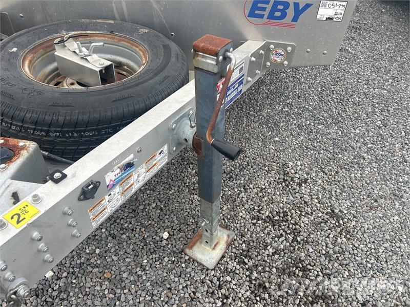 EBY 16 ft T/A Equipment Trailer Auto pārvadāšanas treileri