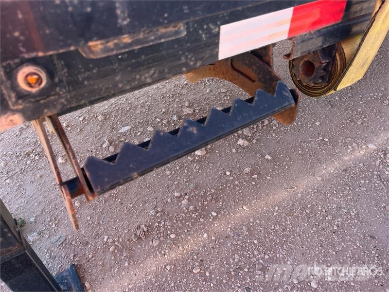 ED 40 ft T/A Gooseneck Equipment Trailer Remolques para transporte de vehículos