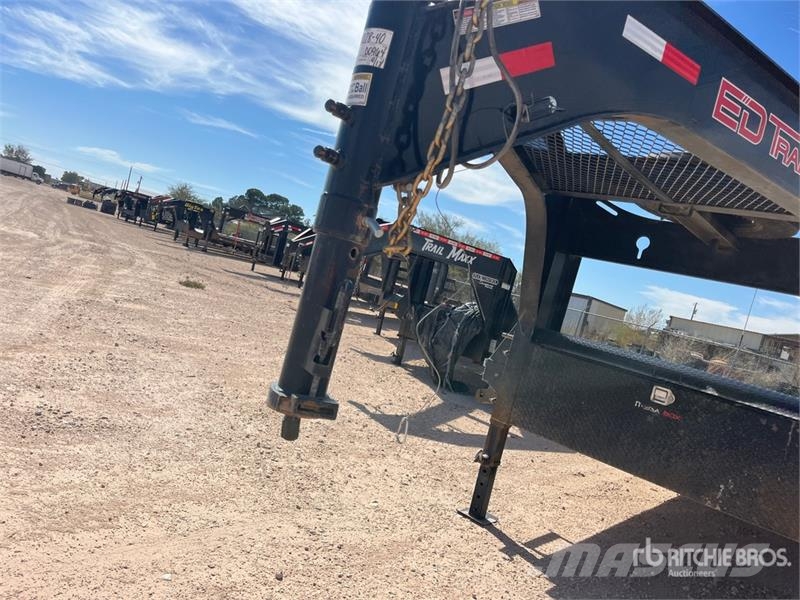 ED 40 ft T/A Gooseneck Equipment Trailer Remolques para transporte de vehículos
