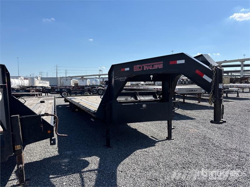 ED Trailers 40 ft T/A Gooseneck Equipment Trailer Prikolice za prevoz vozil