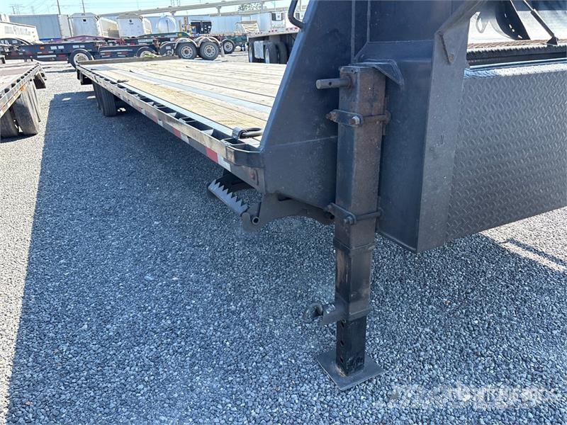 ED Trailers 40 ft T/A Gooseneck Equipment Trailer Prikolice za prevoz vozil