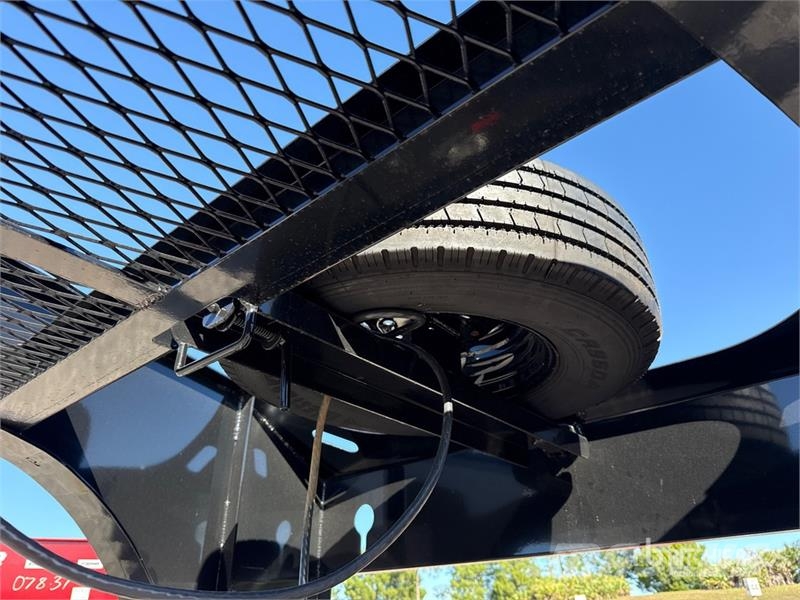 ED Trailers 40 ft T/A Gooseneck Equipment Trailer 차량 운반용 트레일러