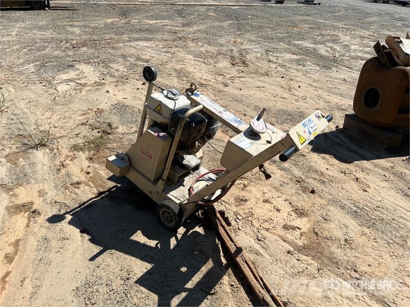 Edco DS20-390 20 in Walk-Behind Saw Mobile sagbruk