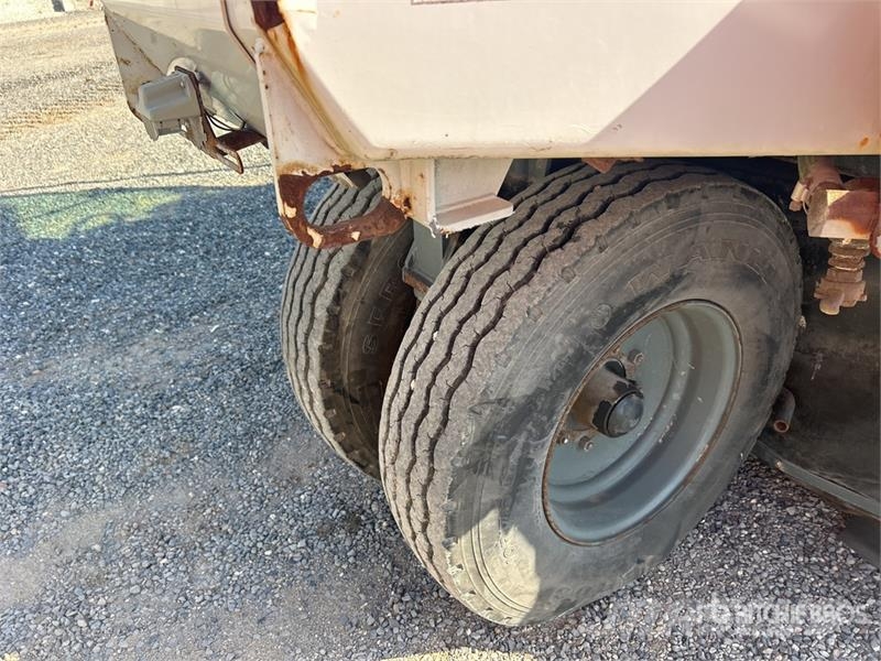 Elgin Pelican on Elgin Sweeper Truck Šlavimo sunkvežimiai