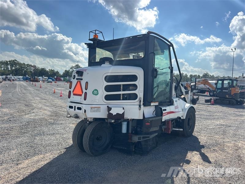 Elgin Pelican on Elgin Sweeper Truck Šlavimo sunkvežimiai