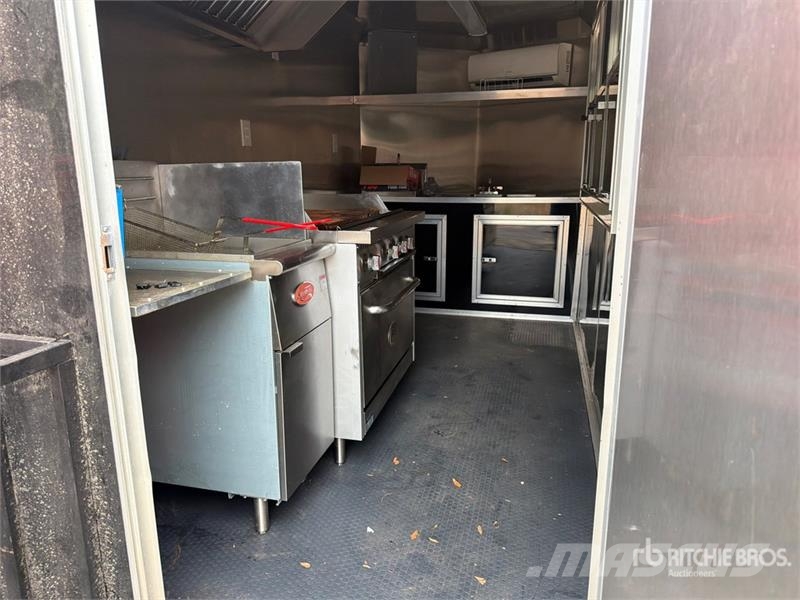 Empire 13 ft 6 in S/A Food Concession Trailer Andere Anhänger