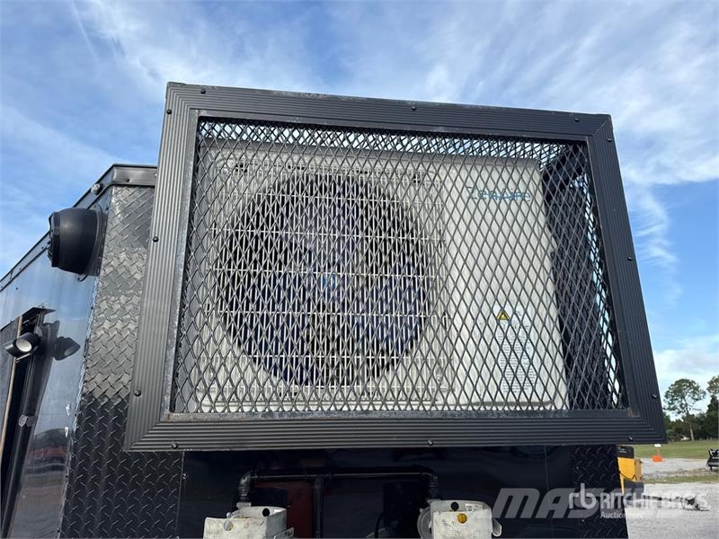 Empire Cargo 25 ft T/A Food Concession Trailer Outros reboques