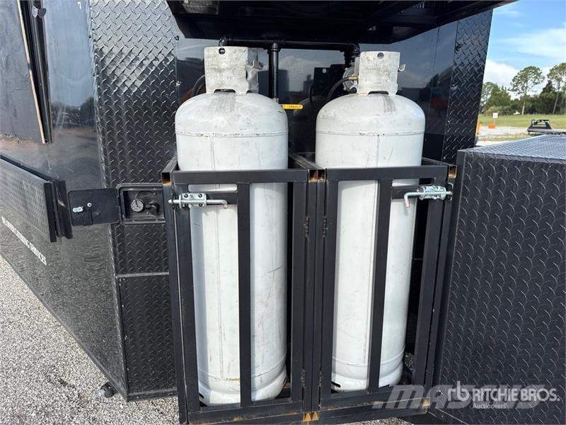 Empire Cargo 25 ft T/A Food Concession Trailer Outros reboques