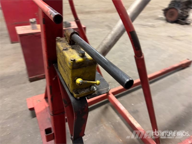  Engine Hoist Other components