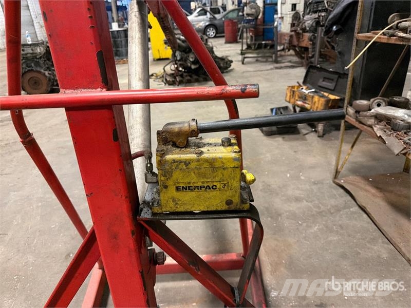  Engine Hoist Other components